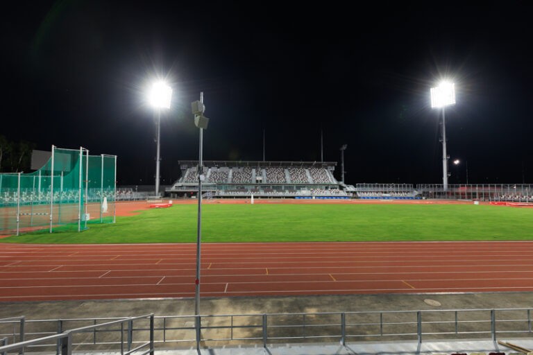Спектр РС завершила установку освещения футбольного поля осуществляется с 4-х мачт высотой 45 метров на МАУ СОК Калининец.